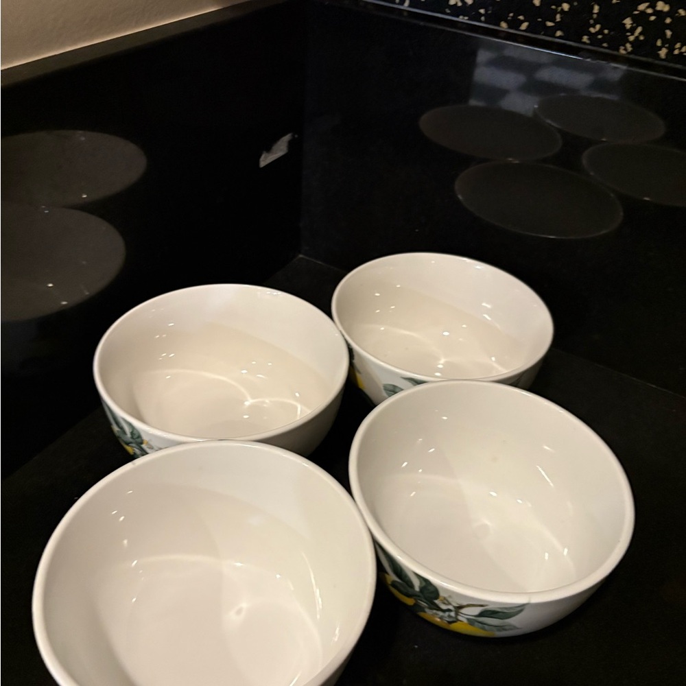 Royal Norfolk White and Yellow Lemon Ceramic Bowls - Set of 4 - Picture 6 of 7